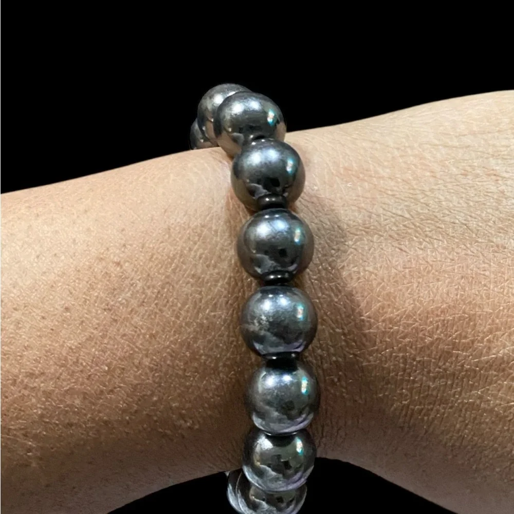 Elegant Silver Beaded Bracelet
